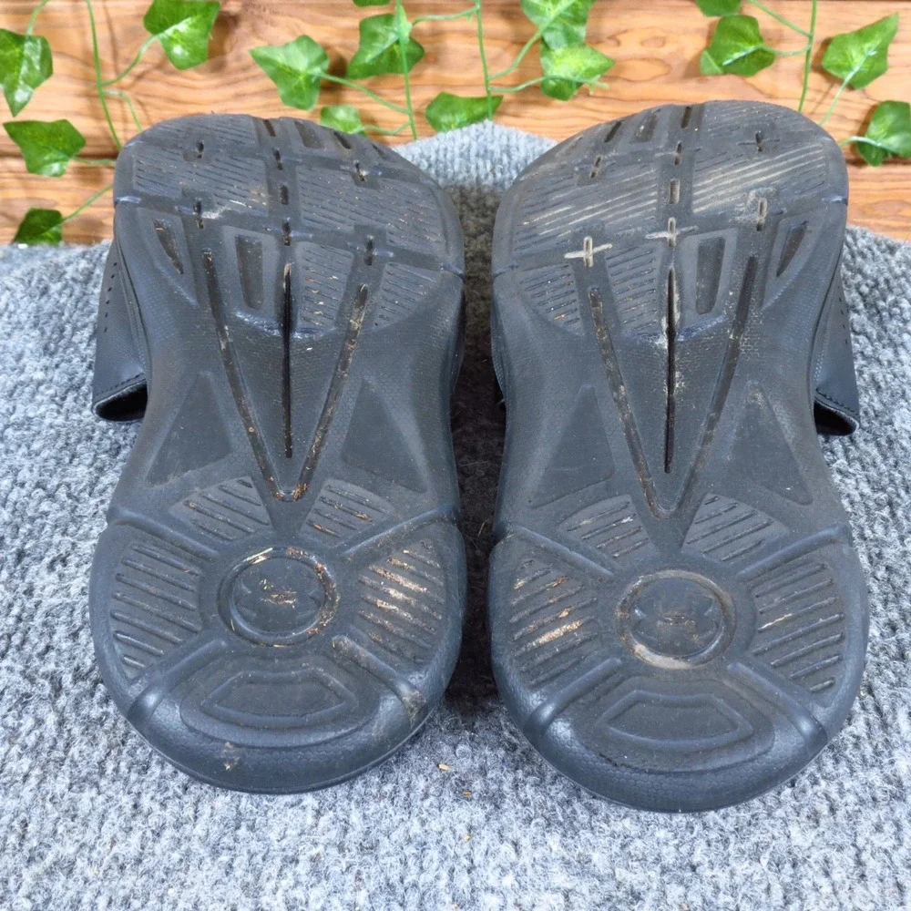Under Armour Ignite V Kids Athletic Slide Sandals Size 5Y Sport Casual‎ Black